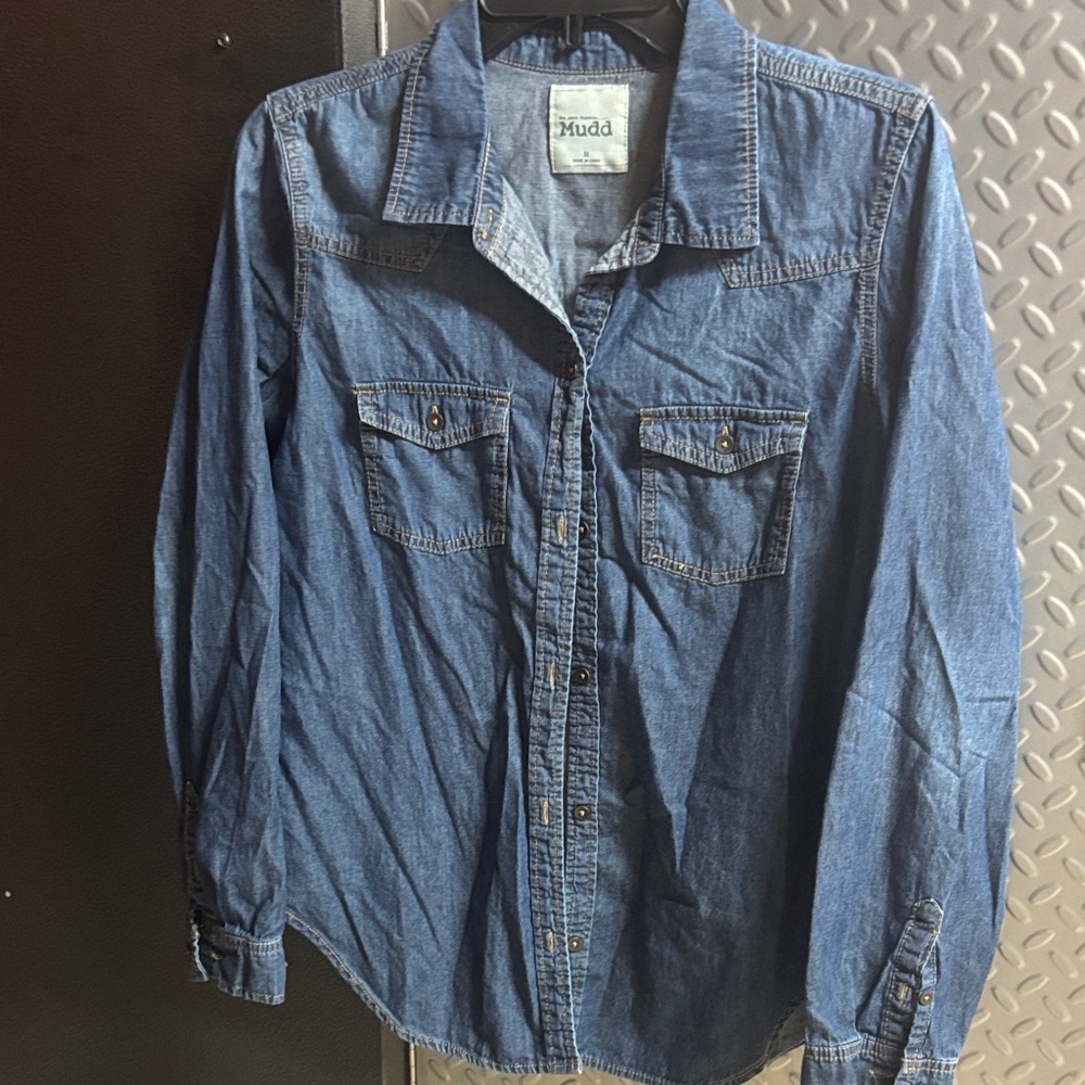 Mudd Women's Blue Denim Button Down Shirt